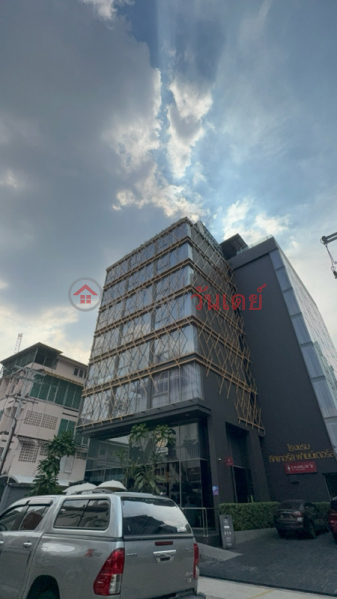 Seekers Finders Hotel (โรงแรมซีคเกอร์ส ฟายน์เดอร์ส),Khlong Toei | OneDay วันเดย์(1)