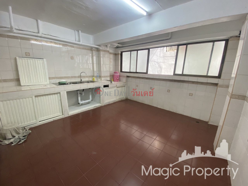 Property Search Thailand | OneDay | Residential | Rental Listings | 4 Floors Shophouse For Rent in Soi Sukhumvit 71(Pridi 32),Watthana, Bangkok