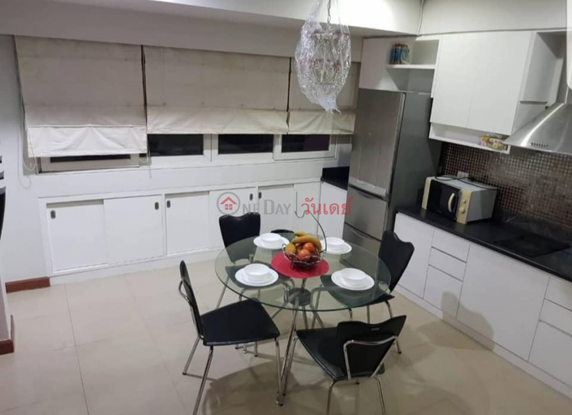 ฿ 20,000/ เดือน 2 Bedroom Duplex at Chidlom