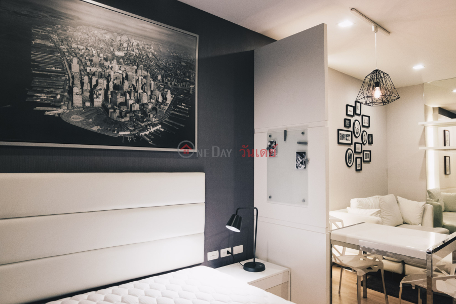 Condo for Rent: Urbano Absolute Sathon - Taksin, 30 m², 1 bedroom(s) | Thailand | Rental ฿ 20,000/ month