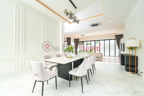 Luxurious Pool Villa for Sale in Land and House Chalong Village, Phuket _0