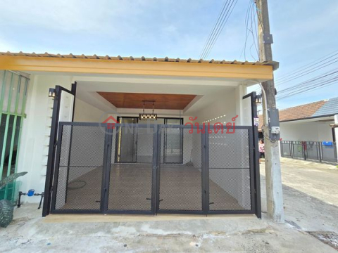 Corner town house for sale at Wichit zone _0