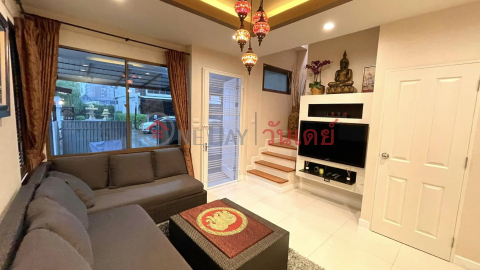 บ้านทาวน์เฮาส์ สำหรับ เช่า: The Private Sukhumvit 97/1 Bangchak, 260 ตร.ม., 5 ห้องนอน - OneDay_0