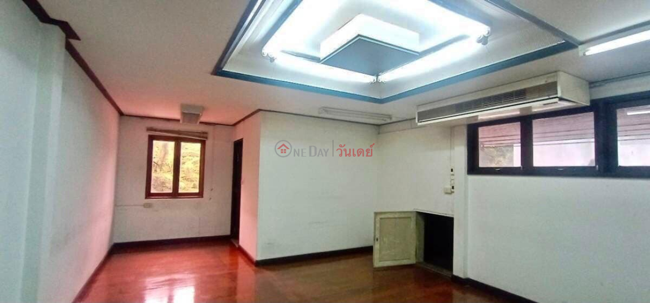 2-Storey Detached House Sukhumvit 71, ประเทศไทย | เช่า ฿ 380,000/ เดือน