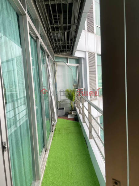 Property Search Thailand | OneDay | Residential Rental Listings | Condo for Rent: Baan Sathorn Chaopraya, 175 m², 2 bedroom(s)