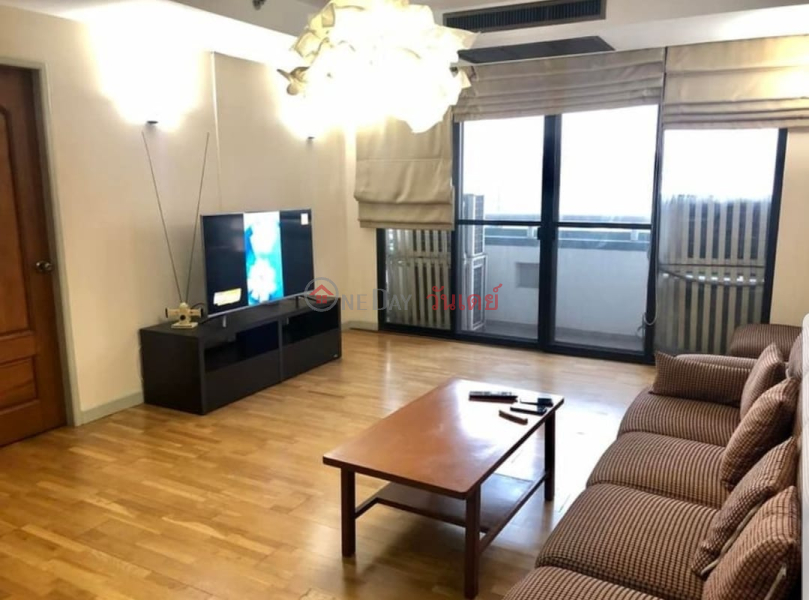 ฿ 33,000/ เดือน | A Spacious 2 Bedroom Unit on high floor