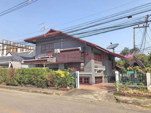 A house for rent near 89 Plaza at Chiang Mai _0