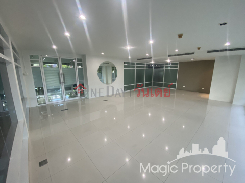 Office Space for Rent on Ekkamai 19 Alley, Watthana, Bangkok _0