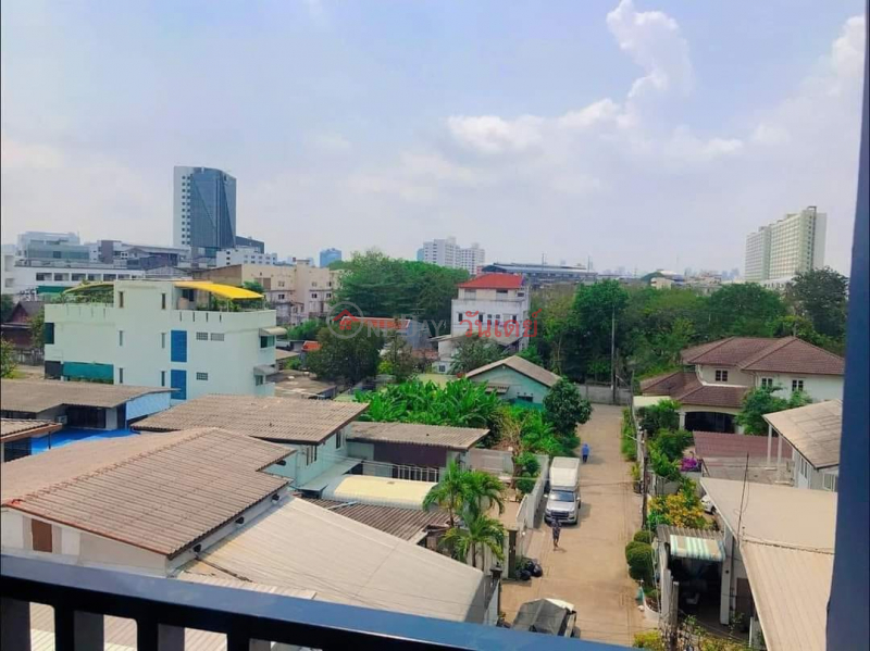 ฿ 9,900/ month Condo for rent: Chewathai Hallmark Ladprao - Chokchai 4 (5th floor, building B)