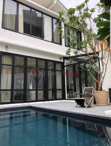 Single House Between Ekamai - Sukhumvit 71 รายการขาย