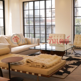 Condo for Rent: Penthouse Condominium II, 230 m², 3 bedroom(s) - OneDay_0