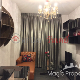 1 Bedroom For Sale in Edge Sukhumvit 23 Condominium, Watthana, Bangkok _0