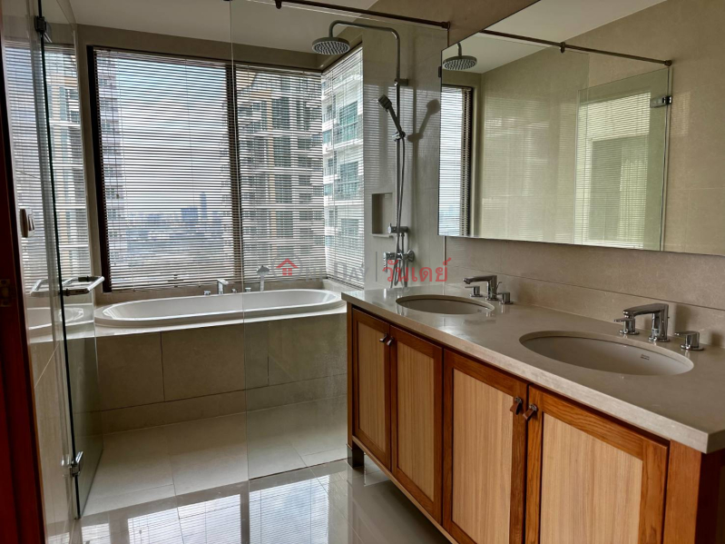 ฿ 70,000/ month, Condo for Rent: The Emporio Place, 100 m², 2 bedroom(s)