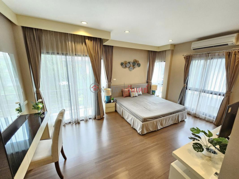 Townhouse for Rent: Baan Lumpini Suan Luang Rama 9, 228 m², 4 bedroom(s) Rental Listings