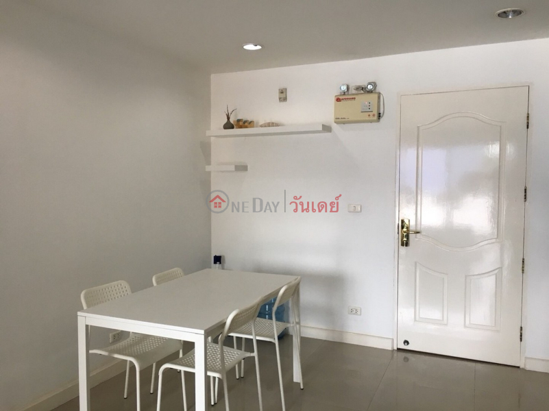 Property Search Thailand | OneDay | Residential Rental Listings Condo for Rent: Serene Place Sukhumvit 24, 80 m², 2 bedroom(s)