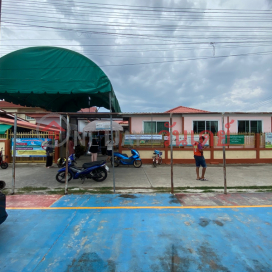 Ilmun Preschool Child Development Center (Red Mosque) -1/1 Soi Seri Thai 46, Lane 4, Seri Thai Rd.,Khan Na Yao, Thailand