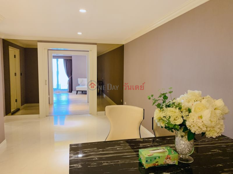 Condo for Rent: State Tower, 88 m², 1 bedroom(s) Rental Listings