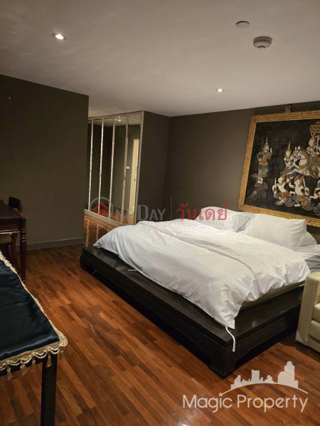 ฿ 120,000/ month State Tower, Bang Rak, Bangkok