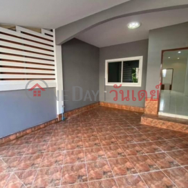 House For Sale Soi Phonprapanimit (TRI-12288)_0