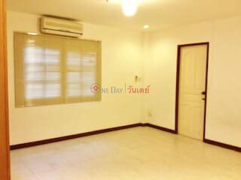 ฿ 250,000/ เดือน 2-Storey Detached House at Ekamai