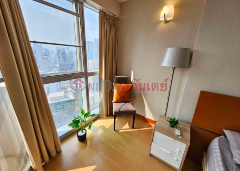 1BR High-Floor Condo at Waterford Diamond Sukhumvit 30/1 _0