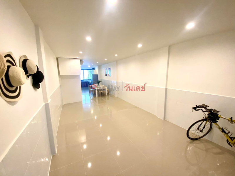 ฿ 42,000/ month | Others for Rent: Townhome, 250 m², 3 bedroom(s)