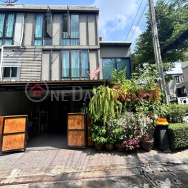 ขายทาวน์โฮม 3 ห้องนอน ใน อารียา ทูบี เกษตร-นวมินทร์ แขวงจรเข้บัว เขตลาดพร้าว กรุงเทพมหานคร _0
