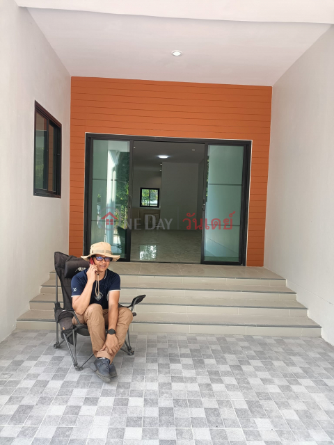 Selling for 2.09 million baht townhouse 50sq m _0