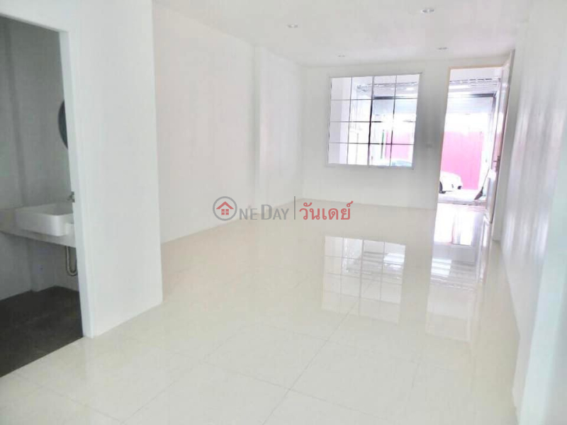 A renovated Town house In Ekamai | Thailand Rental | ฿ 65,000/ month