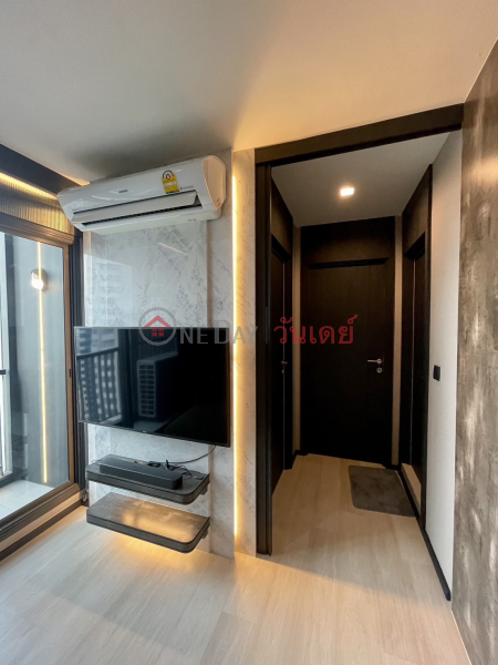 Condo for Rent: Life One Wireless, 45 m², 2 bedroom(s) Rental Listings