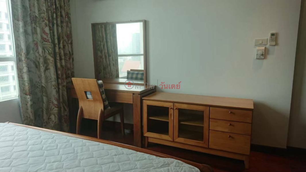 ฿ 40,000/ month, Condo for Rent: Urbana Langsuan, 81 m², 2 bedroom(s)