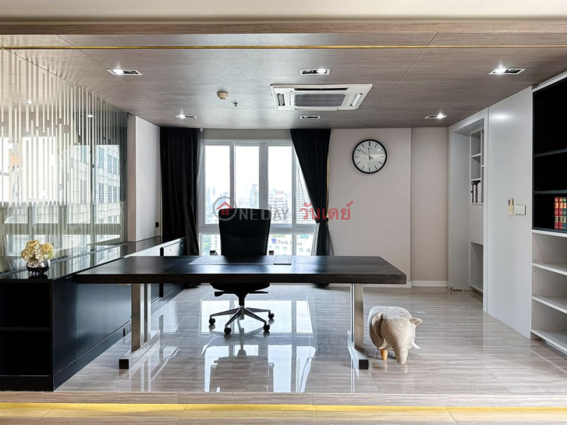 Condo for Rent: Citi Smart Sukhumvit 18, 240 m², 3 bedroom(s) Rental Listings