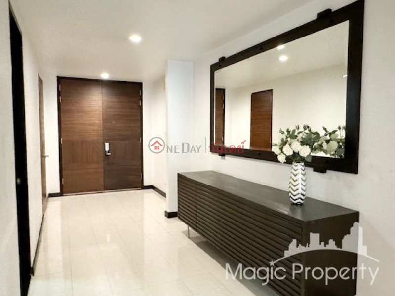 ฿ 16.5Million | Avenue 61 Condominium, Watthana, Bangkok