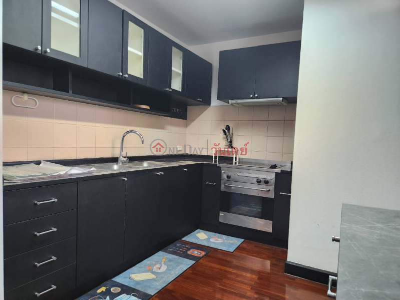 ฿ 75,000/ month, Condo for Rent: Charktip Court, 200 m², 3 bedroom(s)