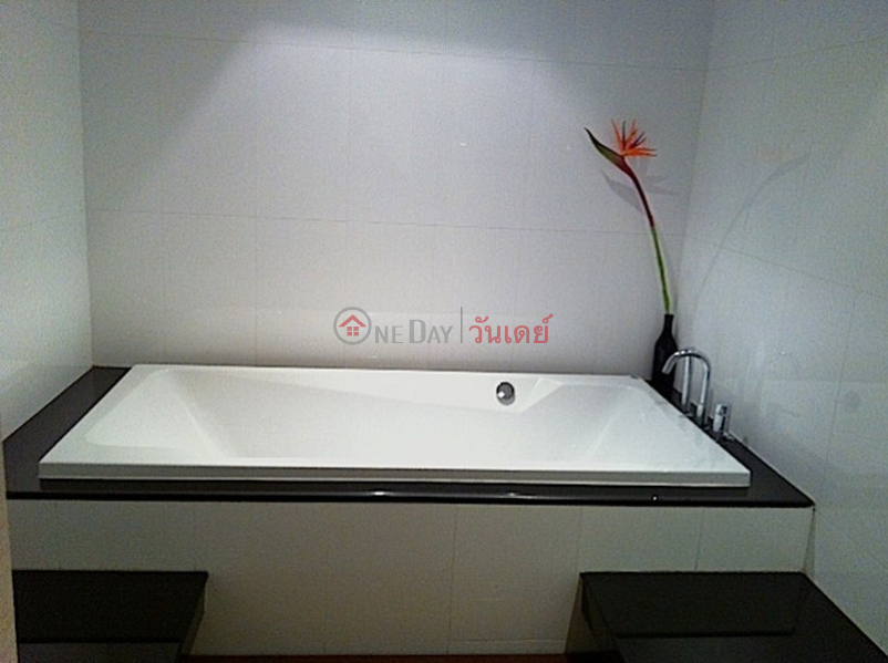  2 Residential Rental Listings, ฿ 75,000/ month