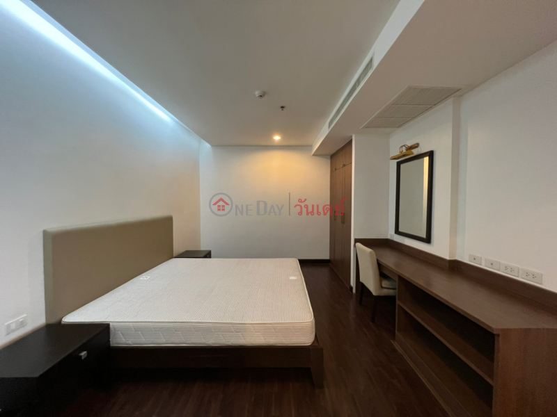 Property Search Thailand | OneDay | Residential Rental Listings Condo for Rent: Charoenjai Place, 283 m², 3 bedroom(s)