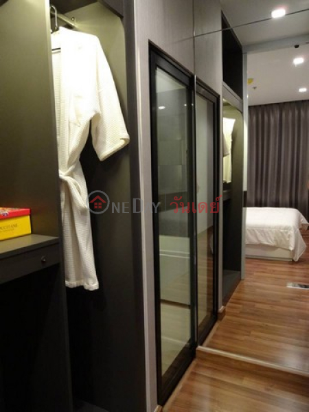 Condo for Rent: Ivy Ampio, 44 m², 1 bedroom(s) Rental Listings