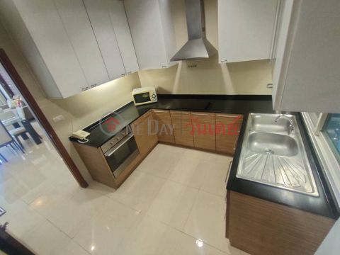 Condo for Rent: Piyathip Place, 293 m², 3 bedroom(s) - OneDay_0