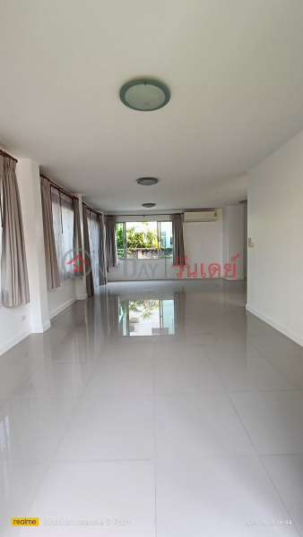  | 3 Residential Rental Listings ฿ 30,000/ month