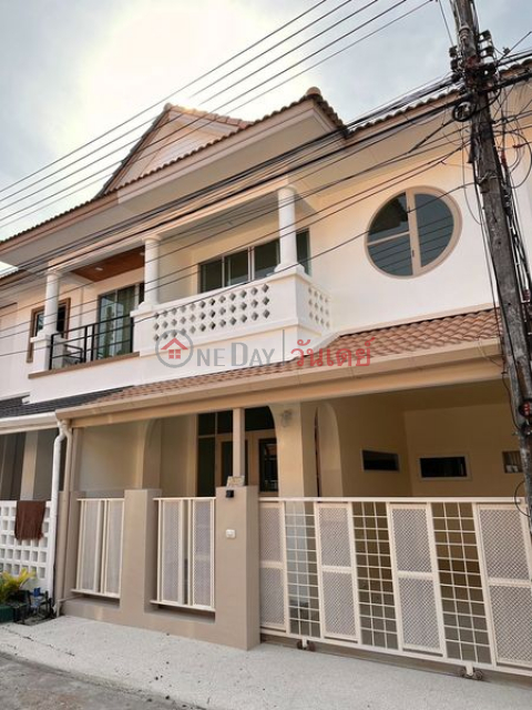 Modern-minimalist style house, coordinates Wichit-Muang Thong. _0