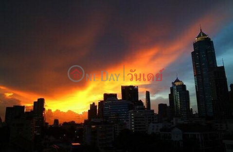 Condo for Rent: Maestro 02 Ruamrudee, 30 m², 1 bedroom(s) - OneDay_0