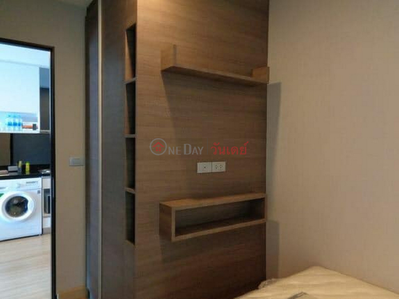 Condo for Rent: Sky Walk Condominium, 60 m², 2 bedroom(s) Rental Listings