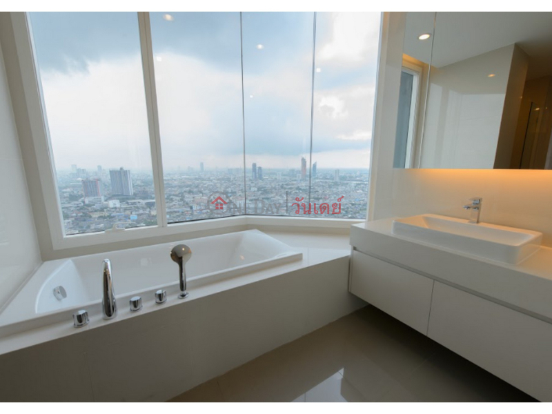 Property Search Thailand | OneDay | Residential Sales Listings | Condo for Sale: Menam Residences, 121 m², 3 bedroom(s)