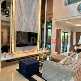 5 Bedrooms Single House For Sale in Supalai Essence Suanluang, Prawet, Bangkok _0