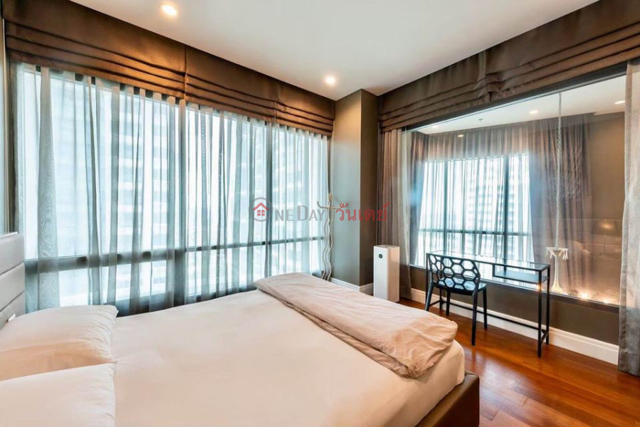 ฿ 140,000/ month Condo for Rent: Bright Sukhumvit 24, 177 m², 3 bedroom(s)