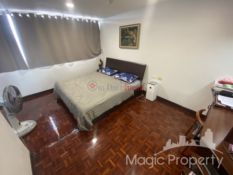 4 Bedroom Duplex For Sale in Tai Ping Towers, Watthana, Bangkok Sales Listings