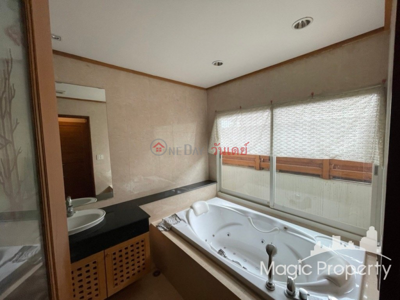 5 Bedroom Single House For Sale on Krung Thep Kritha Rd, Saphan Sung, Bangkok Sales Listings