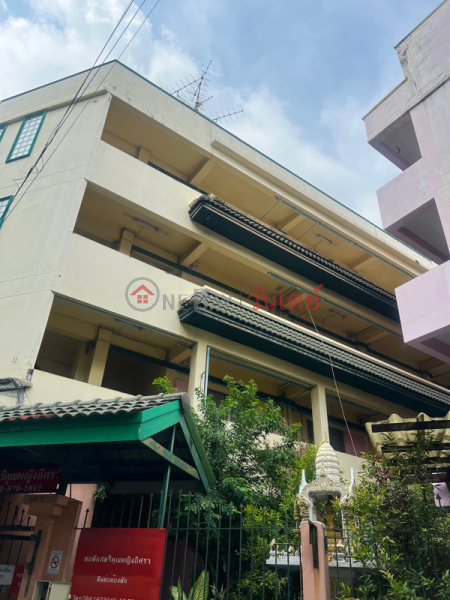 หอพักคุณหญิงอิศรา (Khunying Issara Dormitory) จตุจักร | OneDay วันเดย์(1)