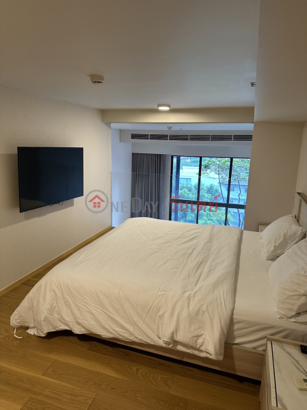 ฿ 50,000/ month Condo for Rent: Siamese Exclusive Sukhumvit 31, 64 m², 1 bedroom(s)