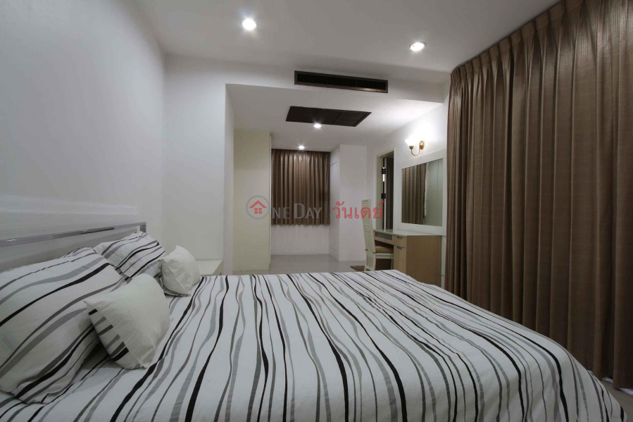 Property Search Thailand | OneDay | Residential, Rental Listings | Condo for Rent: Las Colinas, 166 m², 3 bedroom(s)